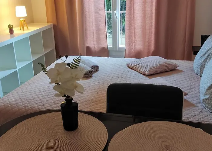Provencal-Style Apartment
