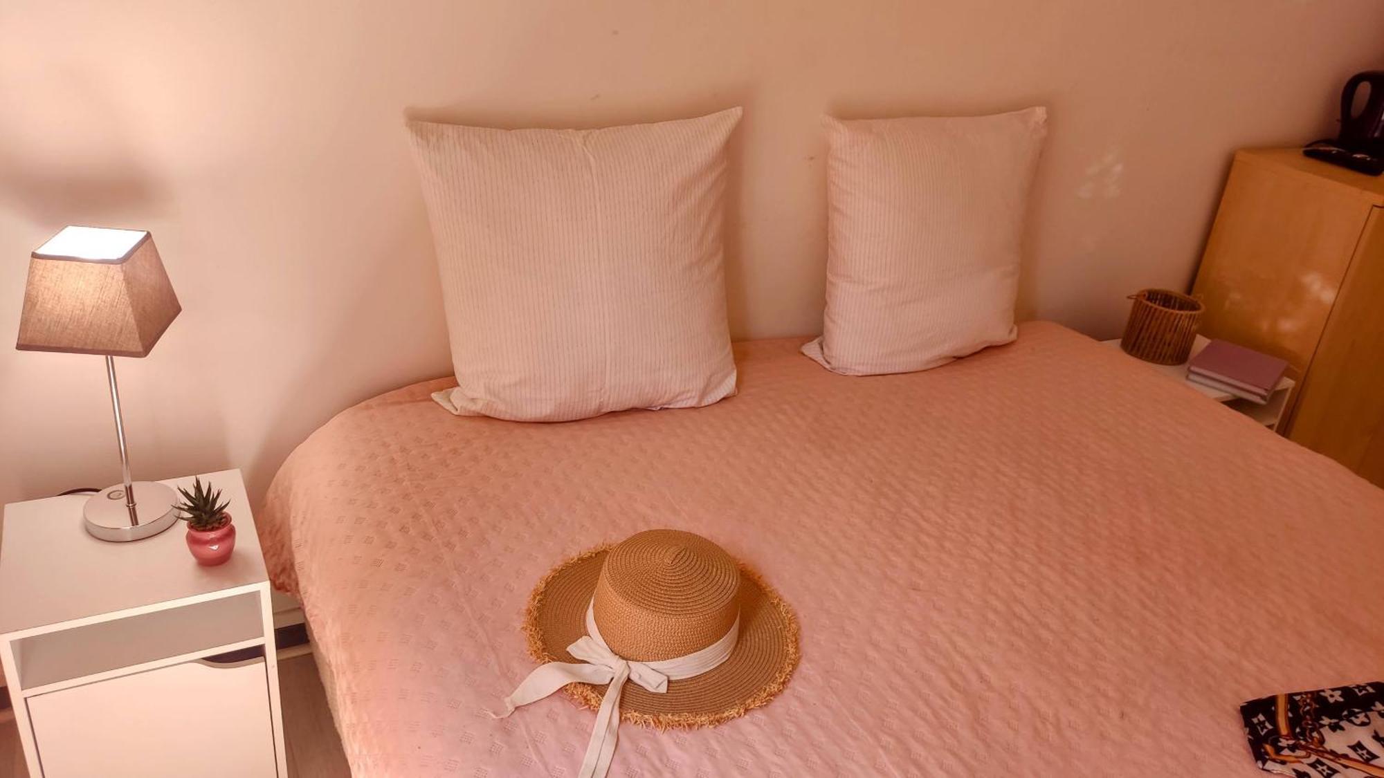 Apartment Provencal-style *